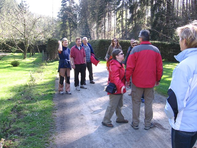 img00107.jpg