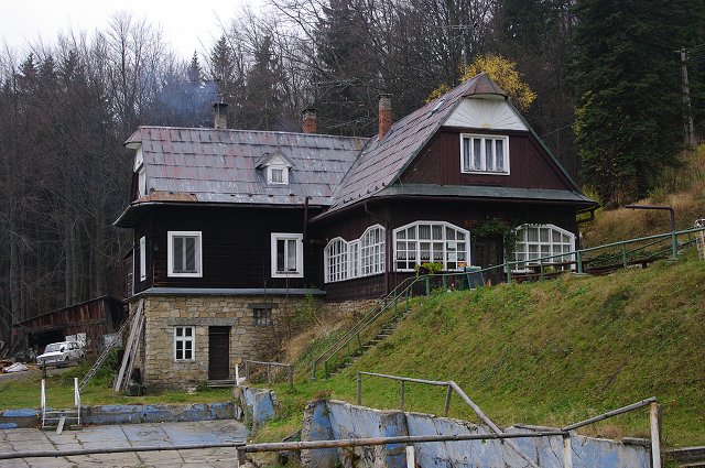 img00049.jpg